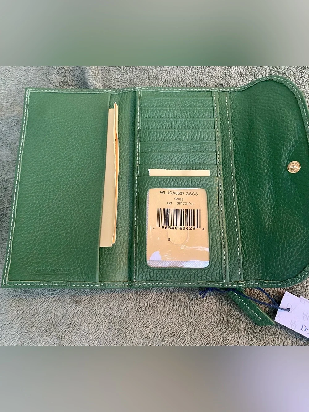 New Dooney & Bourke Grass Green Lucca Continental Walleth - Picture 3 of 6